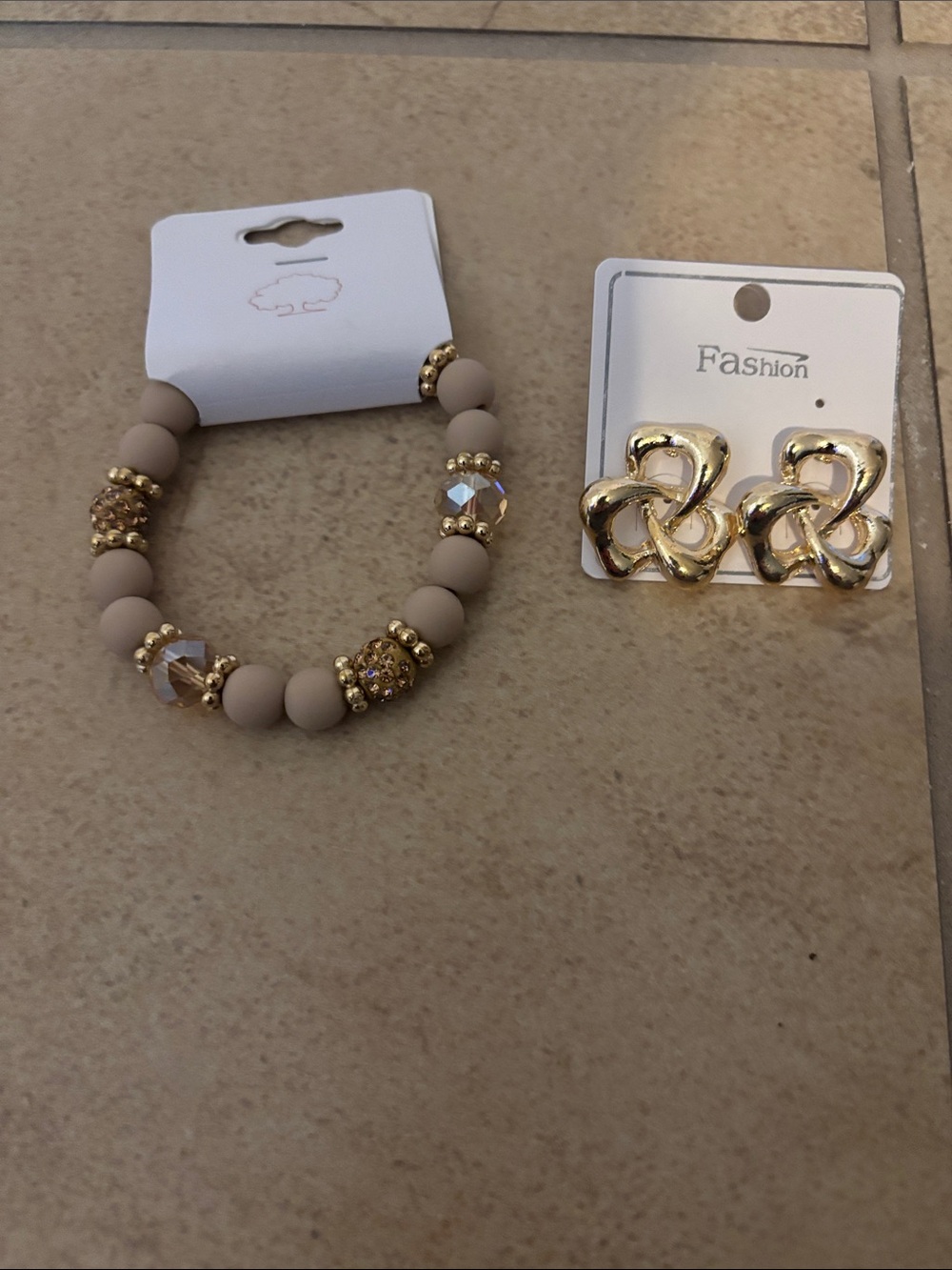 Gold Knotted Hoop Earrings and Beige Beaded Bracelet Set